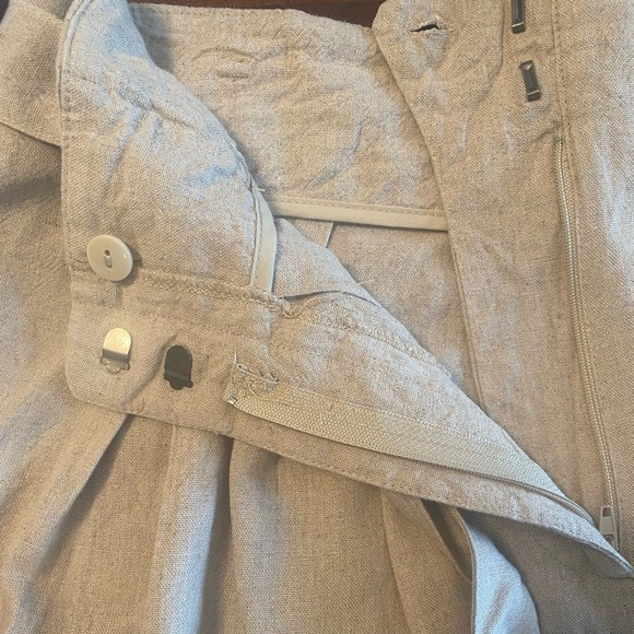 Zara Linen Belted Shorts with Pleated Front Size M - Picture 4 of 6
